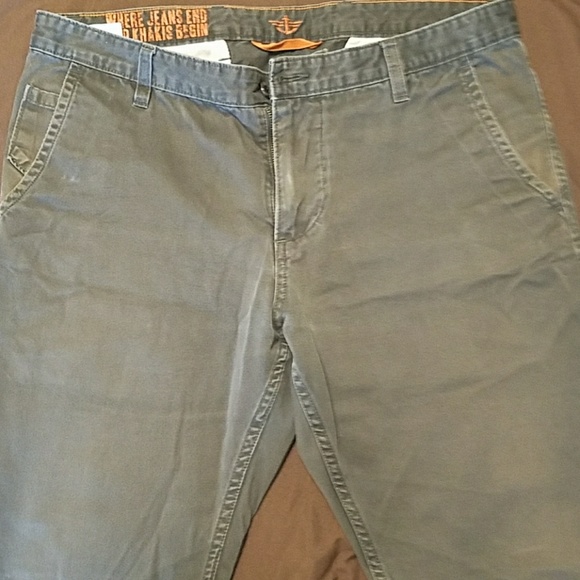 Dockers Alpha Khakis 36 x 34 - Picture 3 of 3
